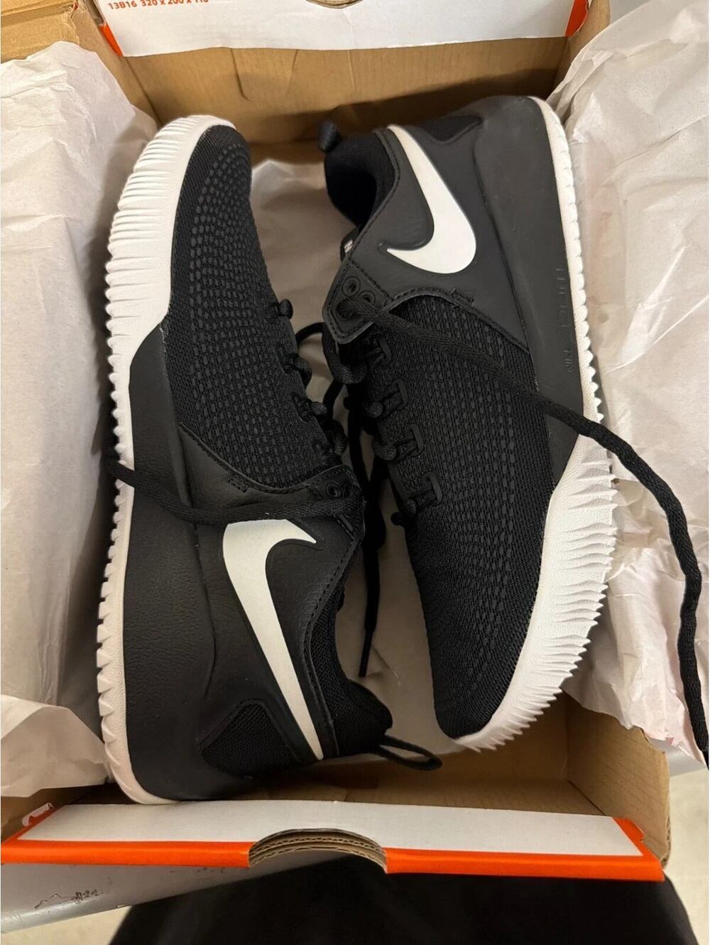 Nike Zoom HyperAce 2 Womens Volleyball Shoes Black White AA0286-001 Size 8